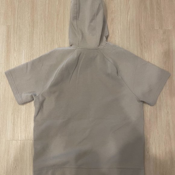 Men's Beige Short Sleeve Old Navy Sweater - Size M - Picture 4 of 5